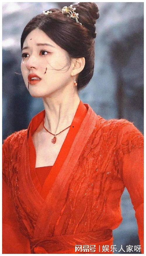 娱乐吃瓜女星剧组,揭秘吃瓜女星与神秘剧组背后的故事